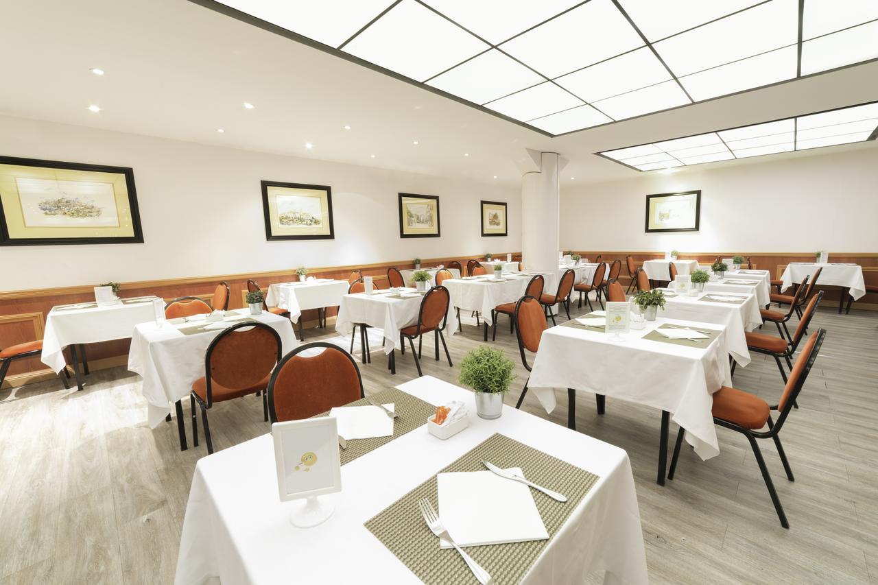 Anantara Plaza Nice Hotel - A Leading Hotel Of The World Exteriér fotografie 3D rendering of a restaurant